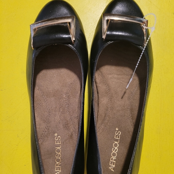 ARESOLES brand new sz 8 leather flat - Picture 1 of 3